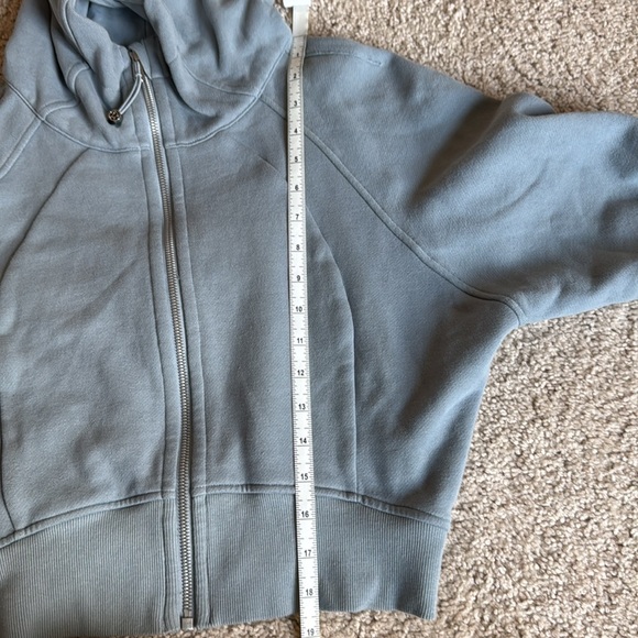 Lululemon Scuba Cropped Full Zip Light Blue Gray M/L - Picture 6 of 6